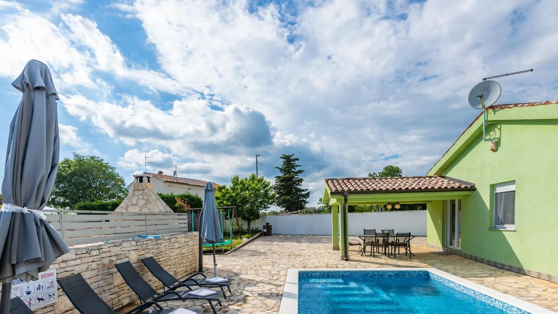 Villa Nora, A Private Villa With Pool Minutes From The Beach Krmed Chorvatsko